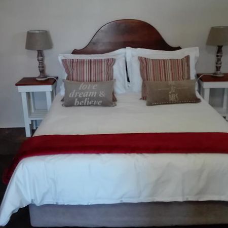 Dreams Hotel Beaufort West Bagian luar foto