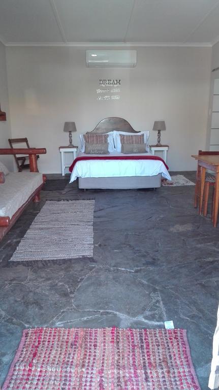 Dreams Hotel Beaufort West Bagian luar foto